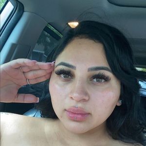 Meet your Posher, Noemi